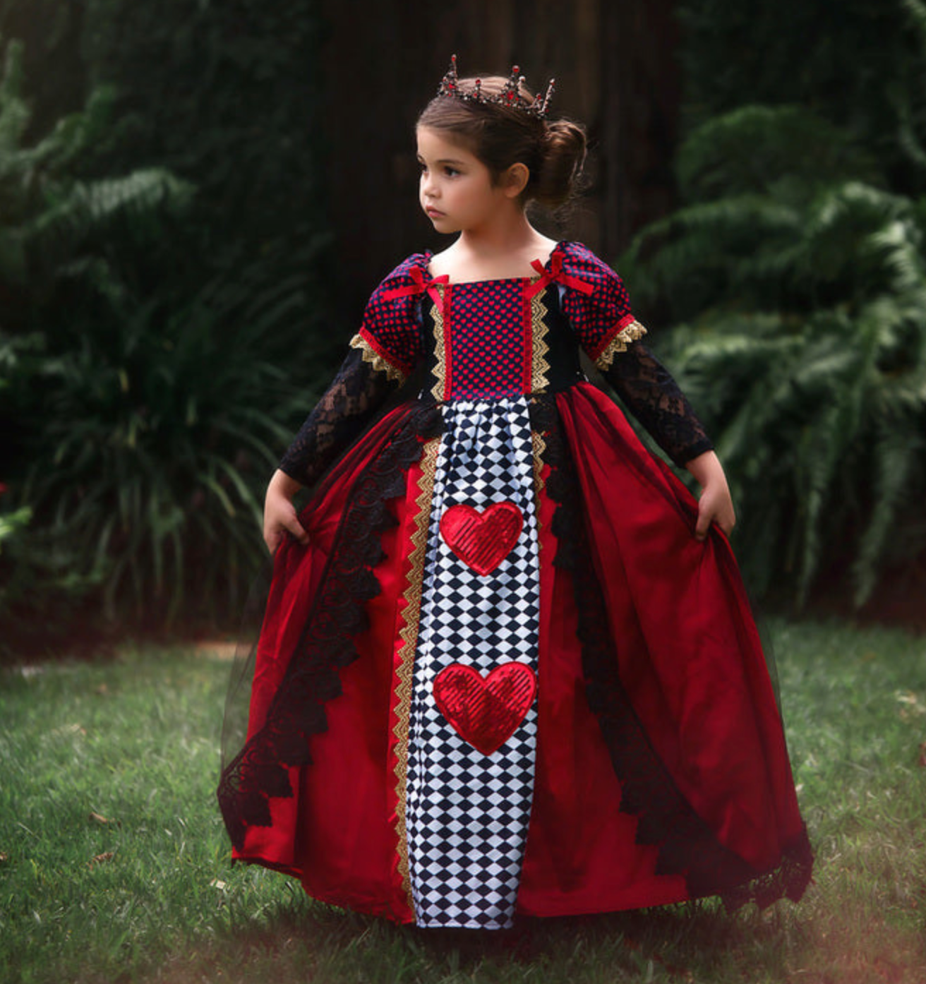 QUEEN OF HEARTS COSTUME