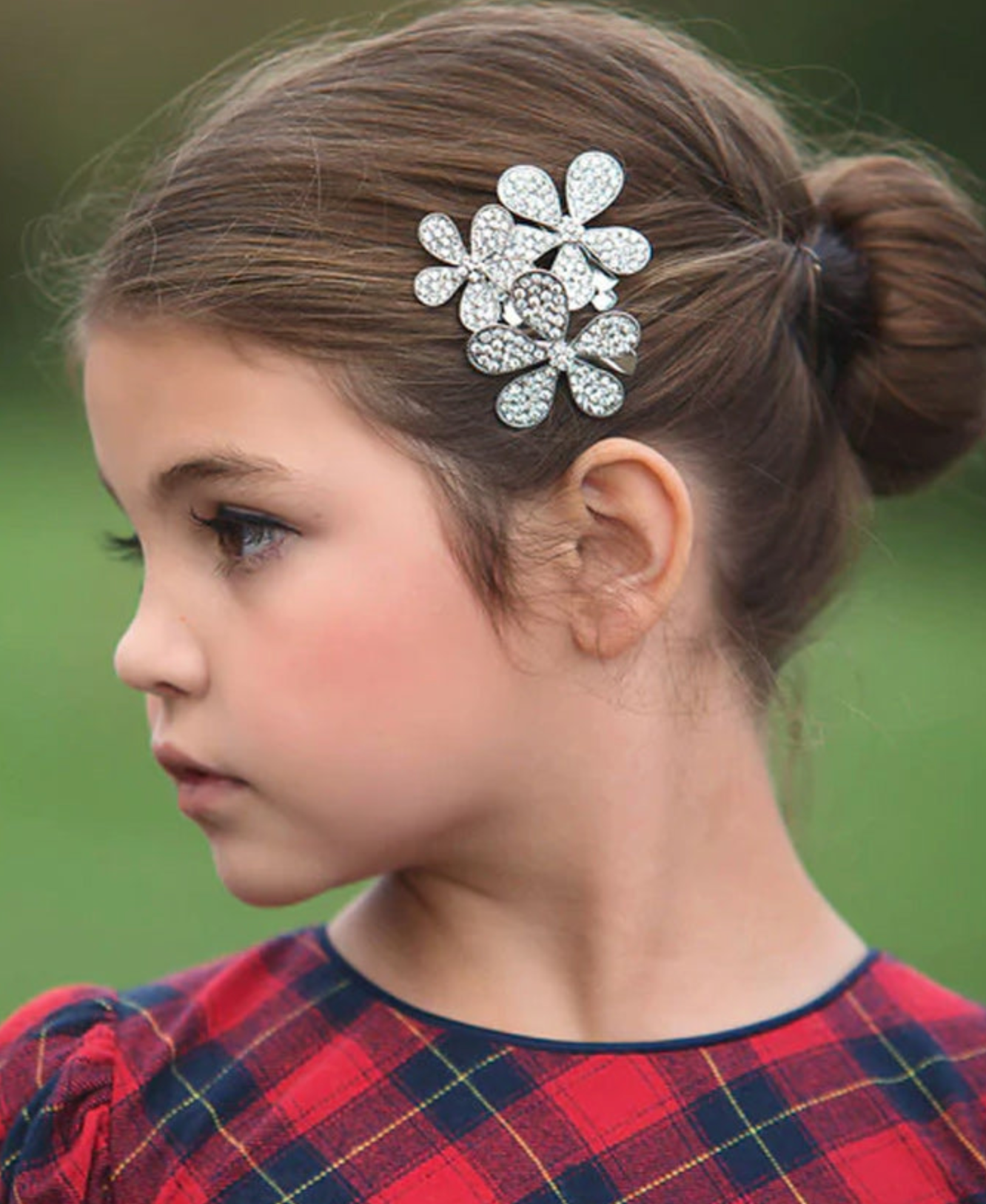 A TRIO OF FLOWERS 3PC. FLOWER CLIP SET