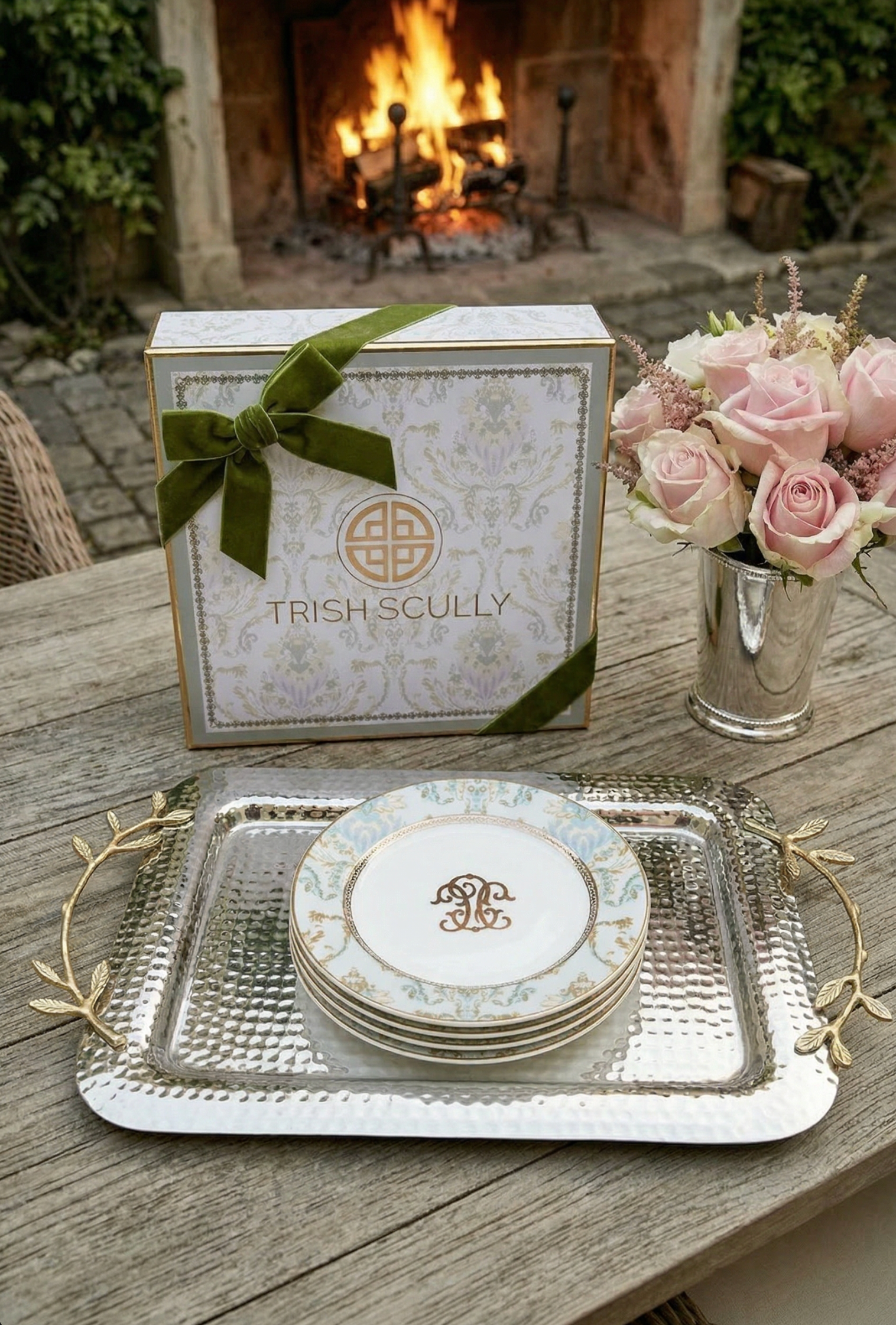 SAINT-GERMAIN APPETIZER PLATES- 4 PC. SET