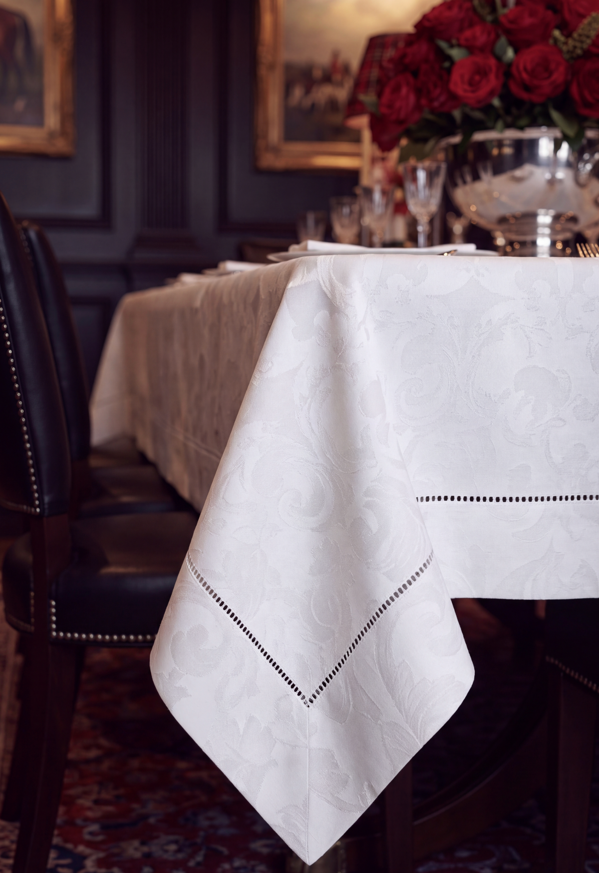 MILANO WHITE JACQUARD TABLE CLOTH 116" X 56" RECTANGLE