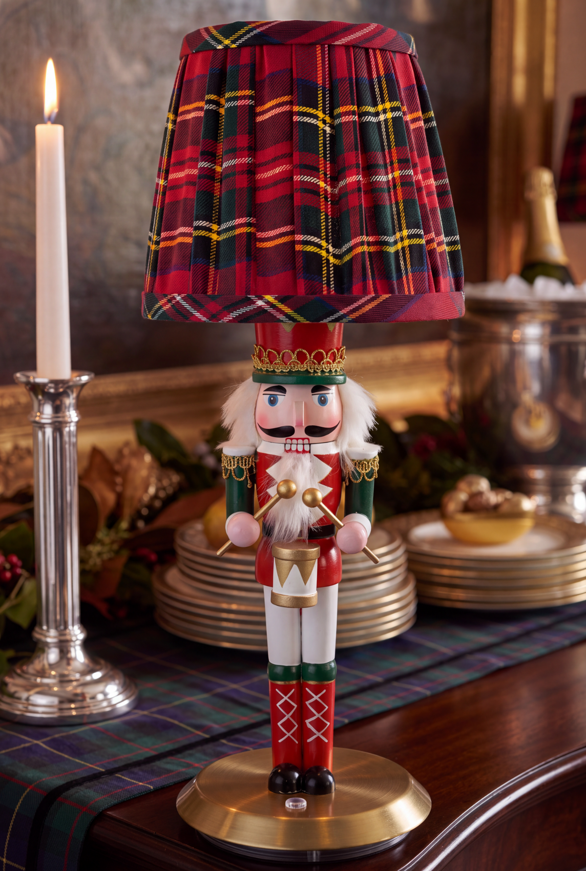 BALMORAL LAMP