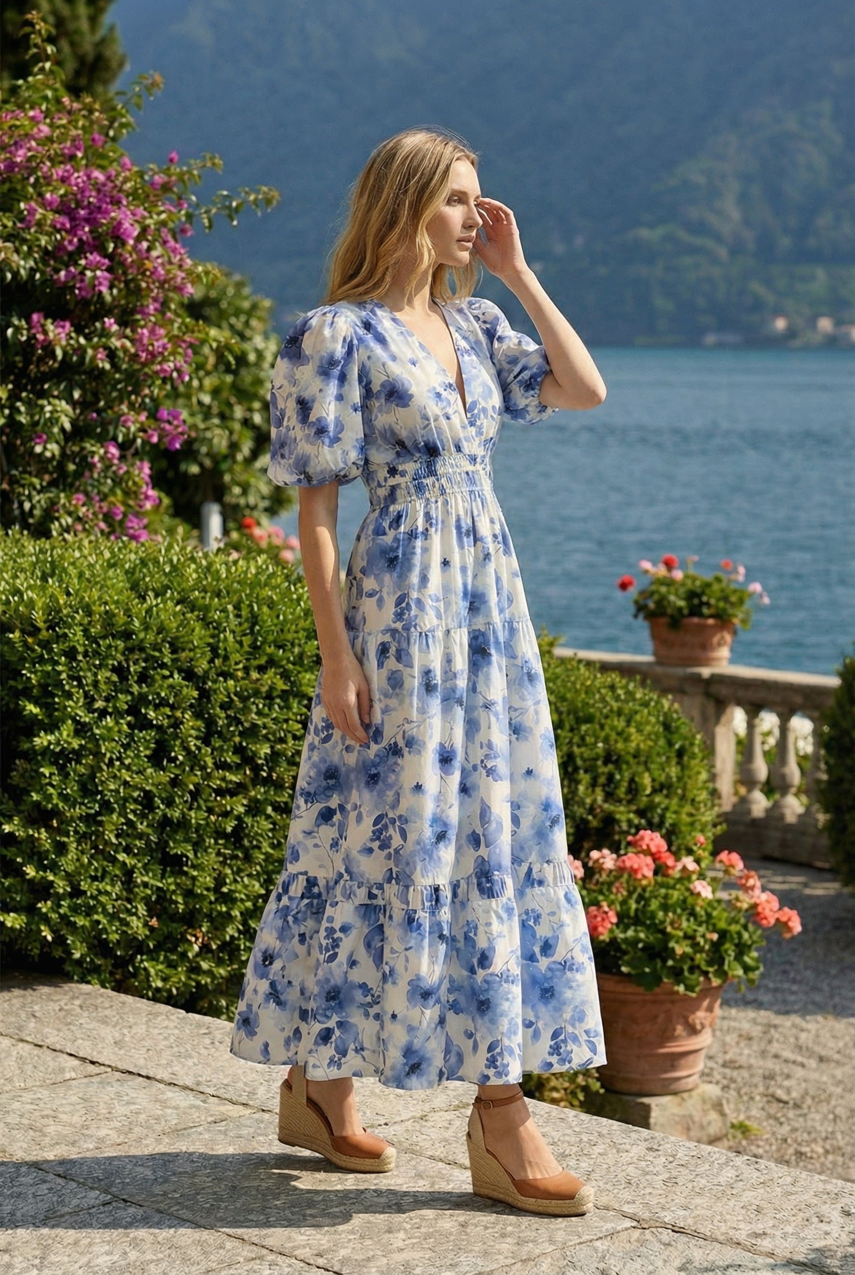 MAGGIE DRESS BLUE FLORAL
