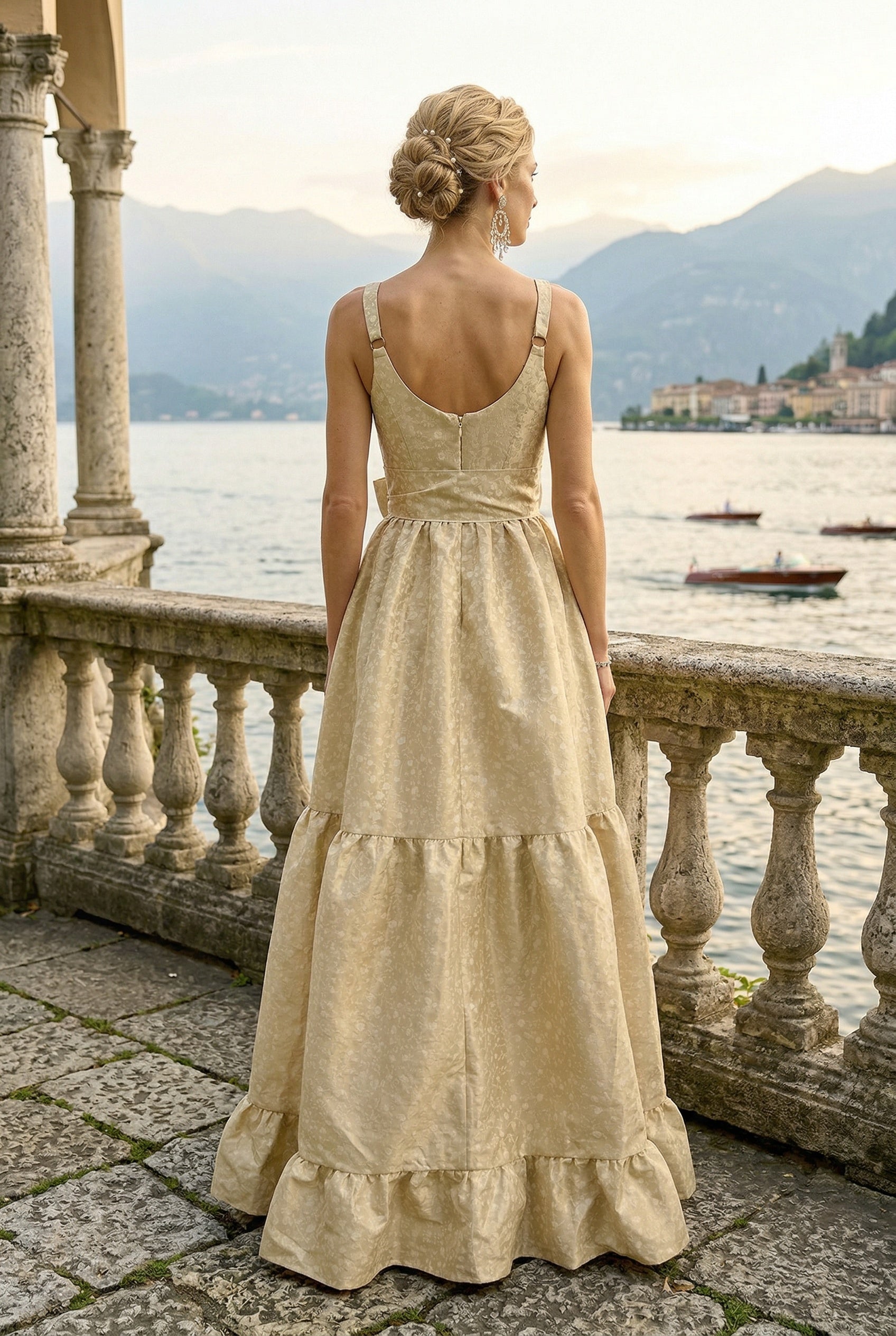 GABRIELLE GOWN GOLD JACQUARD