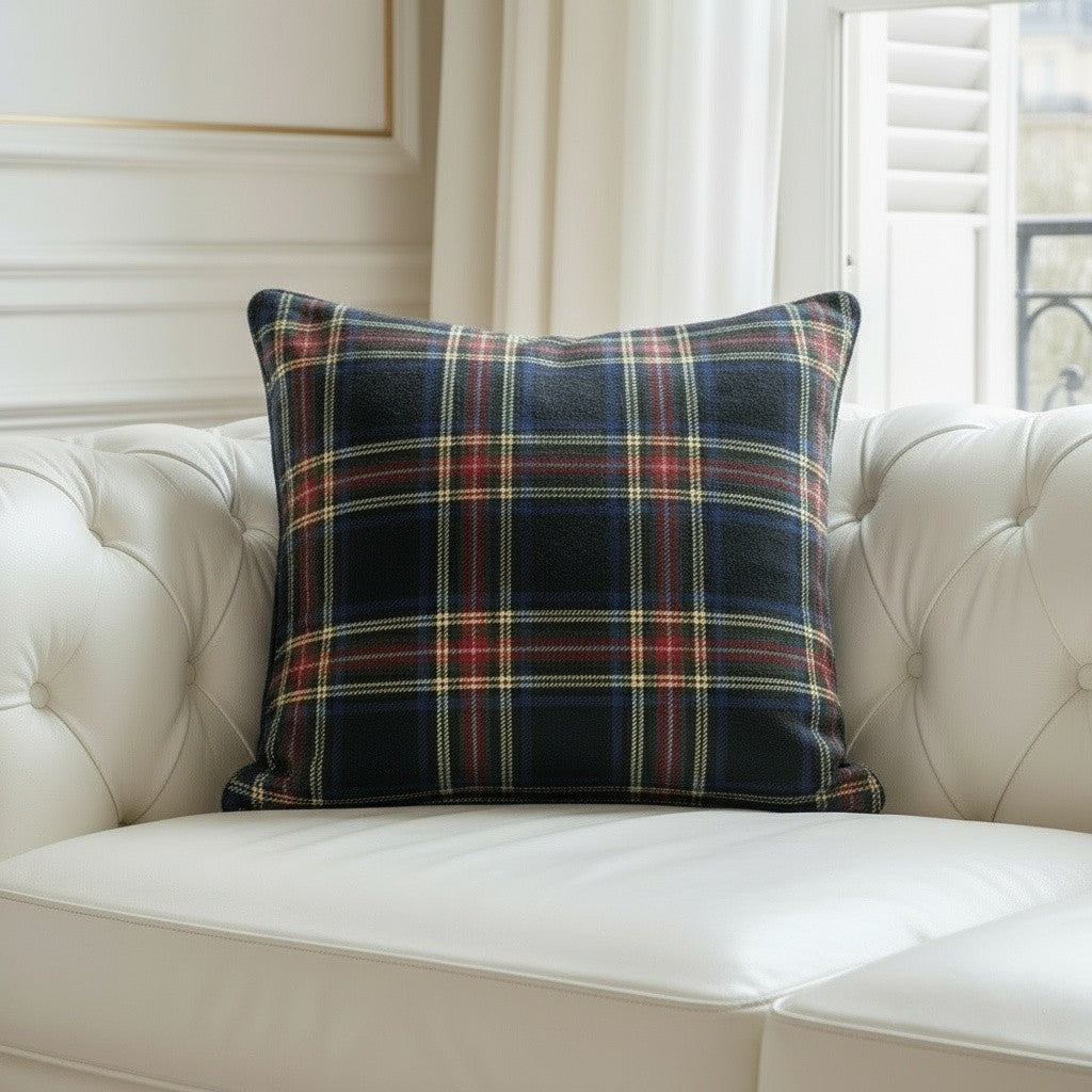 MONTROSE TARTAN PILLOW BLACK