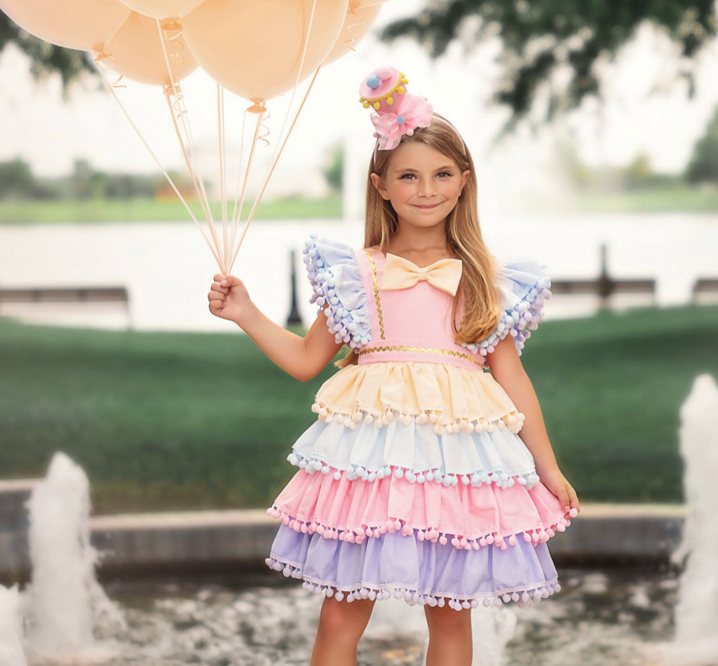 JerrisApparel Girls Princess Costume Dress - Sparkling Sequin Gown With Cape For Birthday, Halloween, Parties