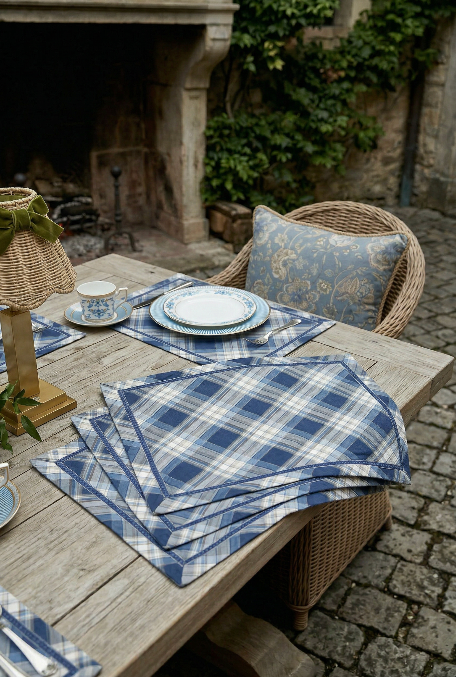 WHITEHALL PLACEMAT SET OF 4