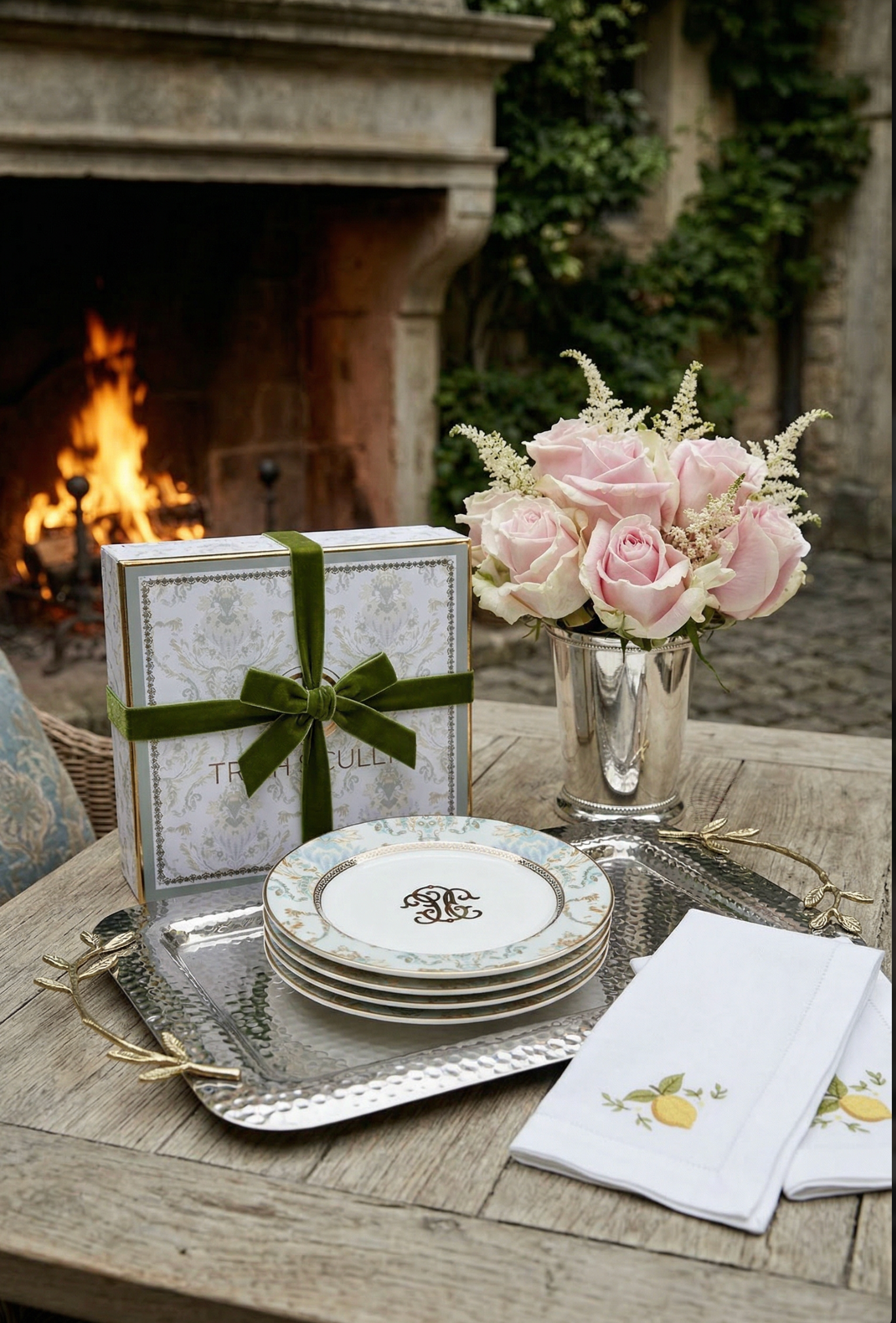 SAINT-GERMAIN APPETIZER PLATES- 4 PC. SET