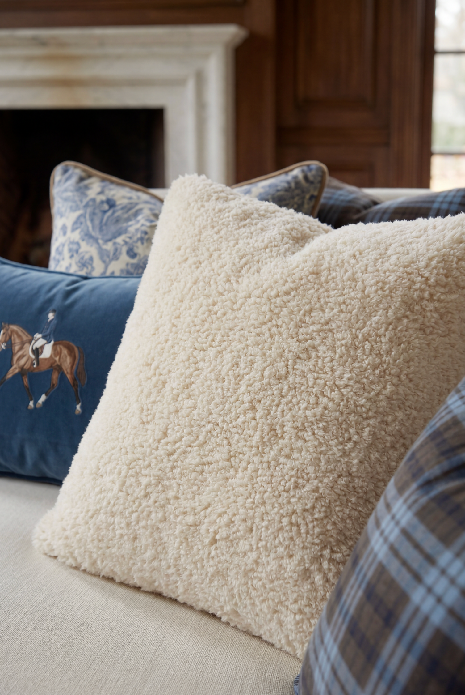 ANNECY PILLOW