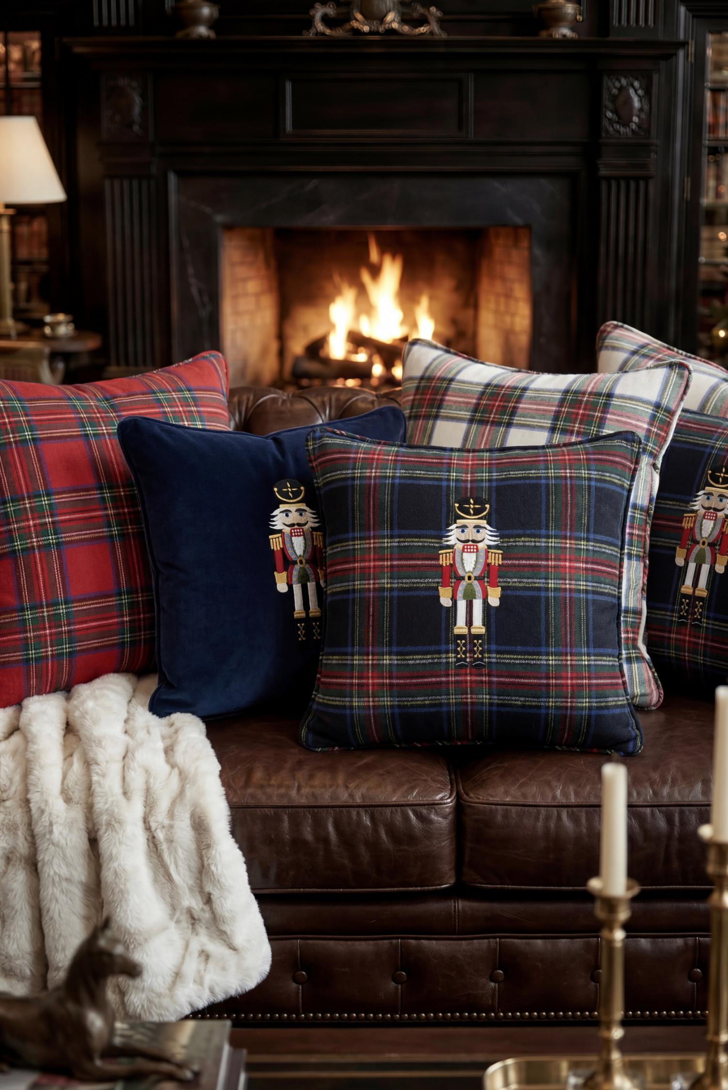 WINDSOR NUTCRACKER PILLOW