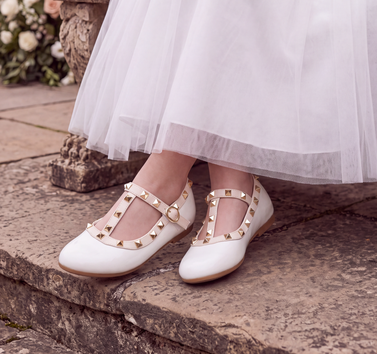 VICTORIA SHOE WHITE PATENT