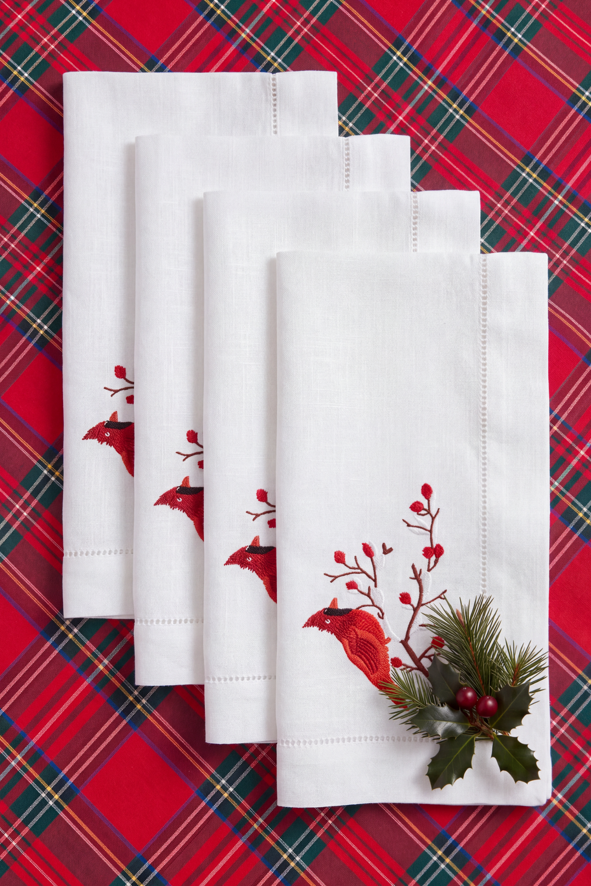 CARDINAL EMBROIDERED LINEN NAPKIN, SET OF 4