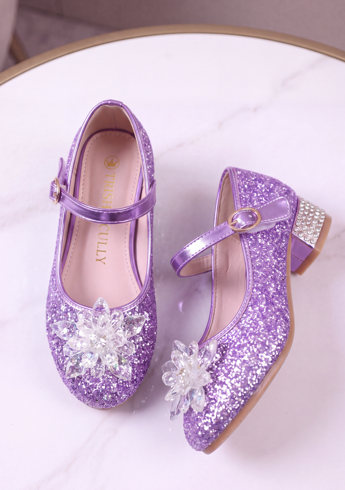 DUCHESS SHOE