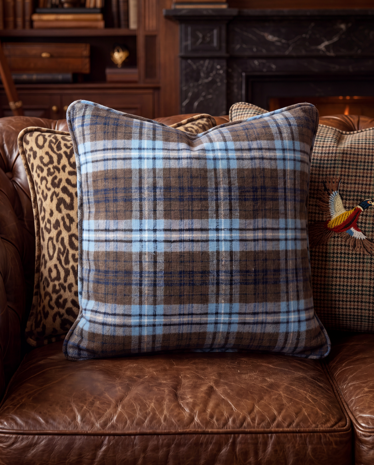 DUNMORE PILLOW