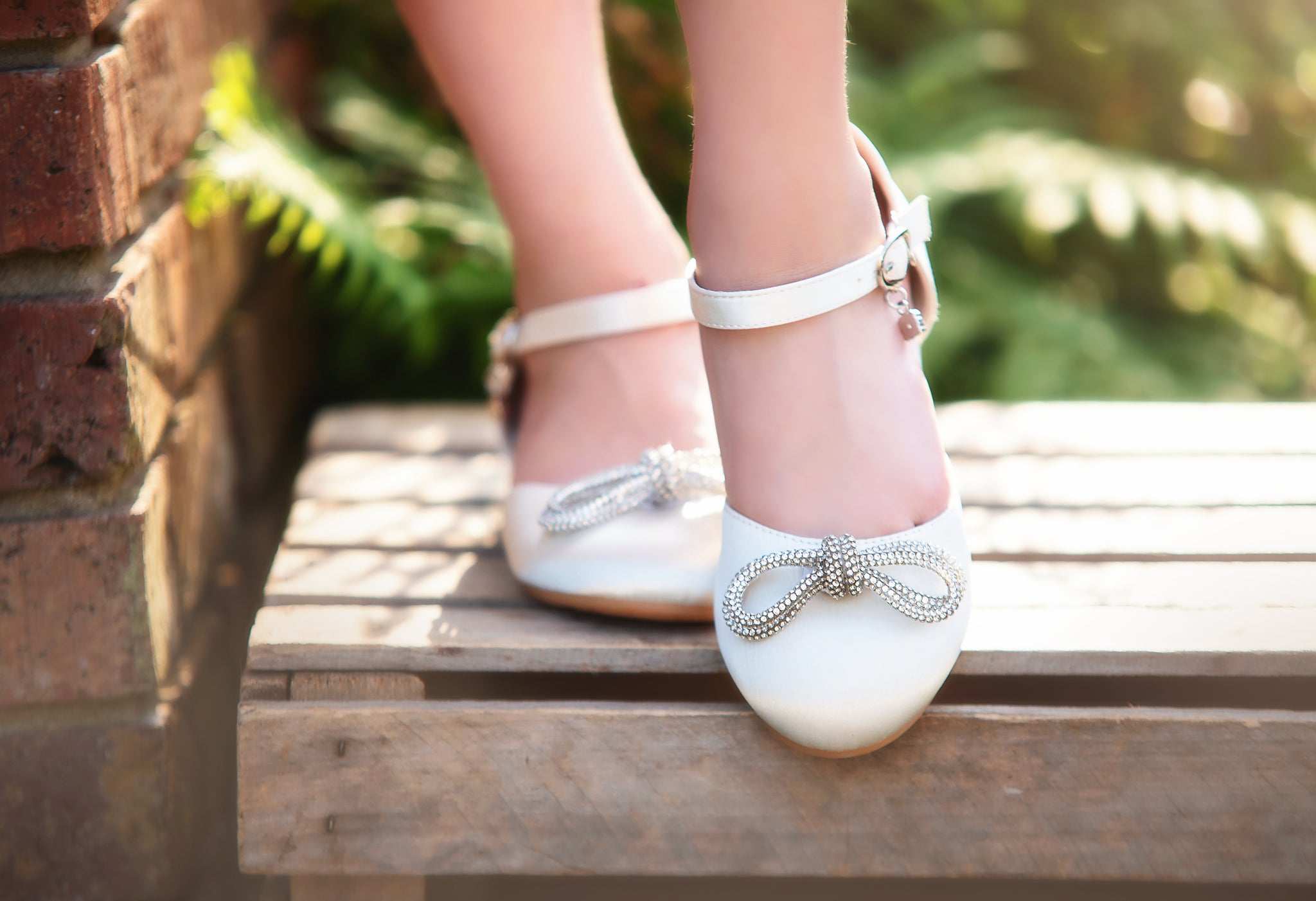 RYLEE BOW SHOE WHITE
