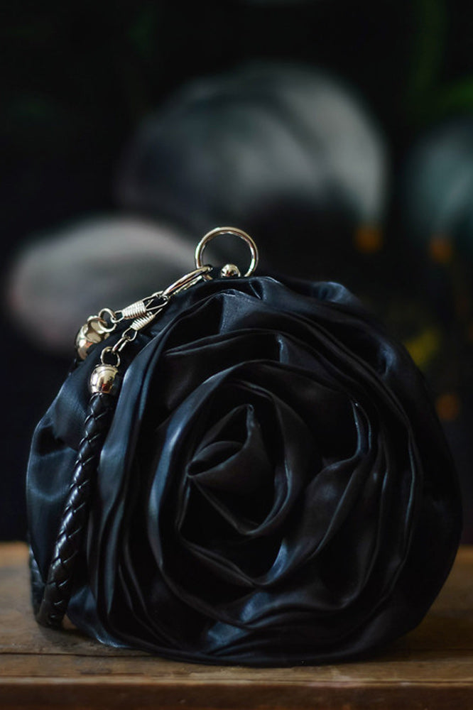 LA ROSA NEGRA SOFT CLUTCH