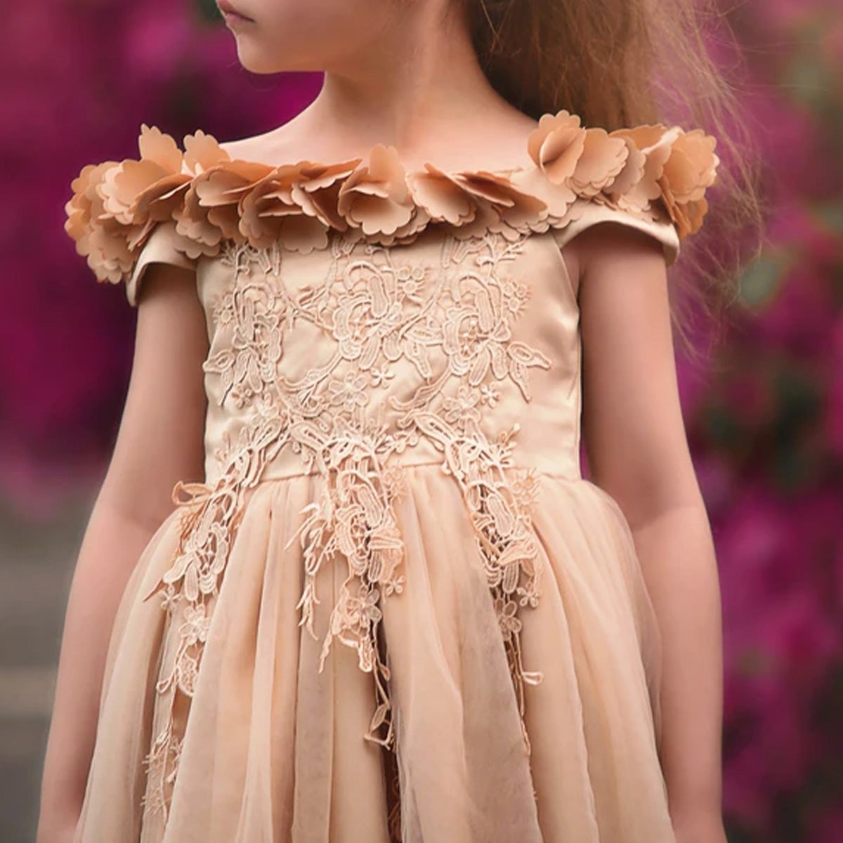 BELLE GOWN GOLD