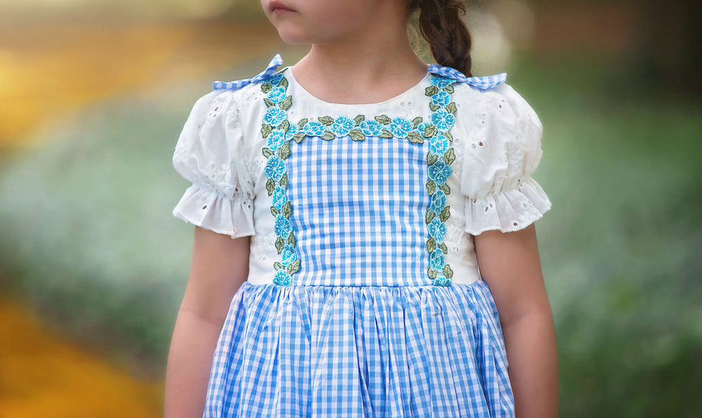 DOROTHY COSTUME