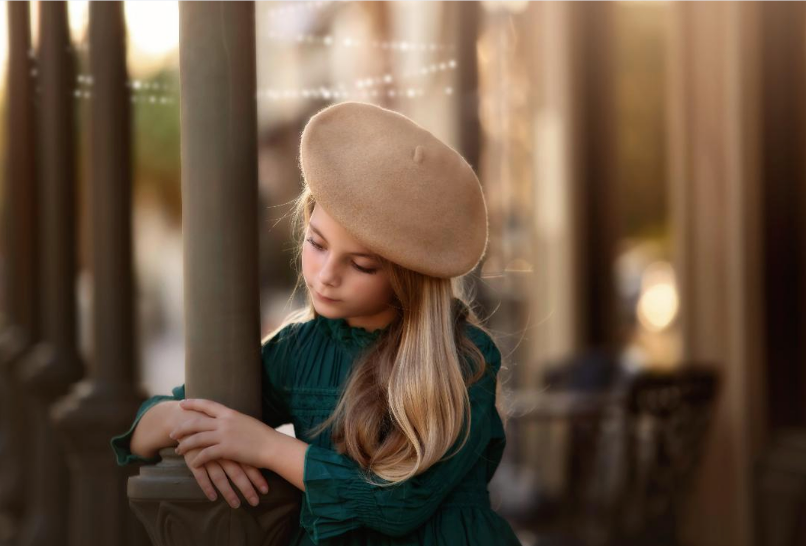 CELESTE BERET CAMEL