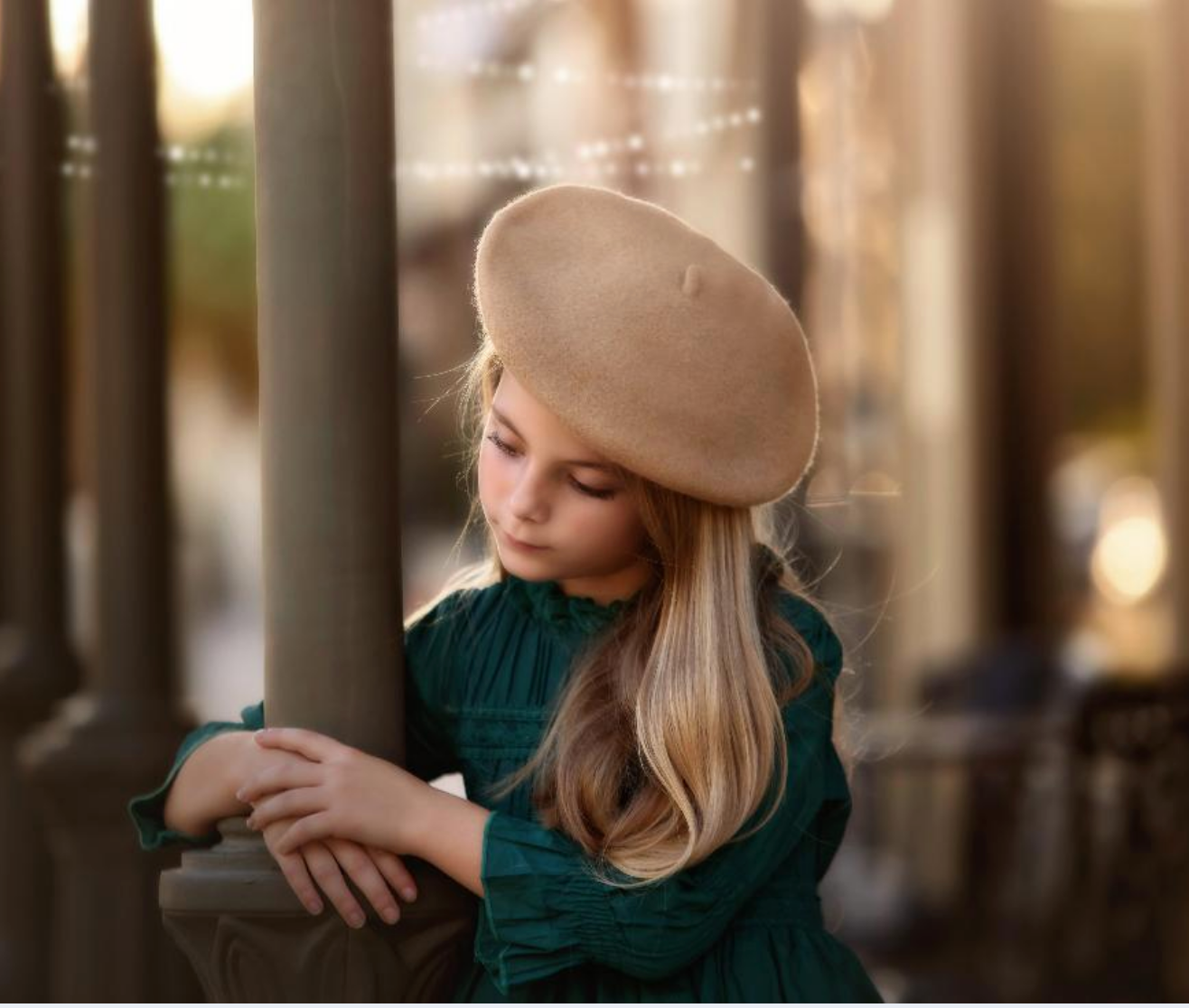 CELESTE BERET CAMEL